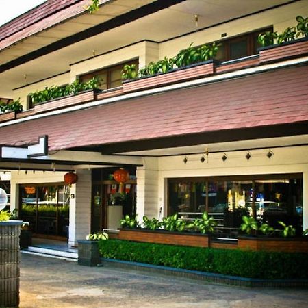 Hotel Jelita Parahyangan Bandung Exteriér fotografie